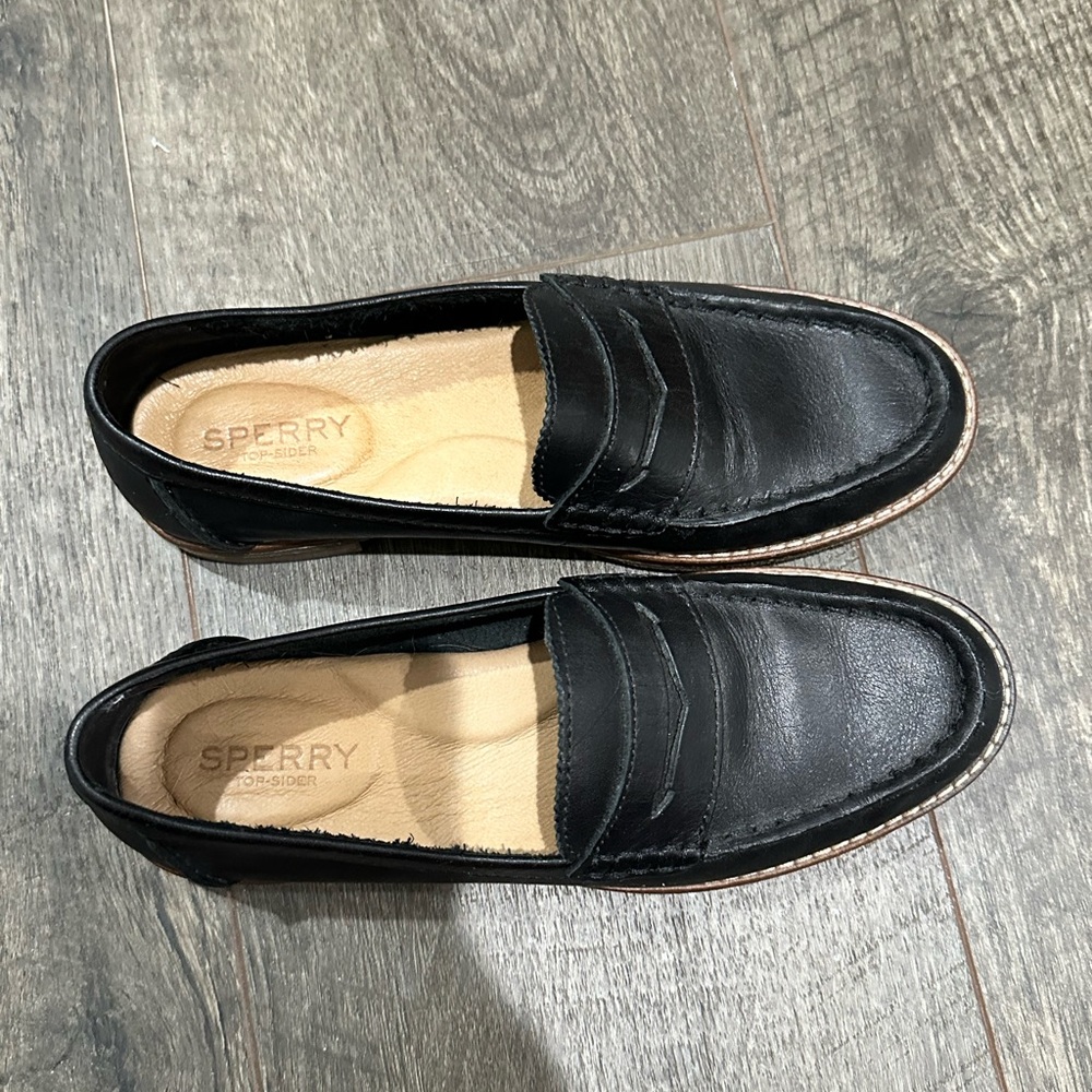 Sperry Women's Elegant Black Loafers